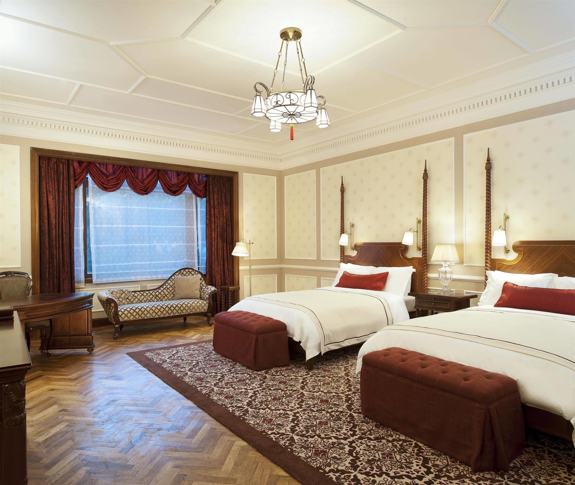 The Astor Hotel, Tianjin Room photo